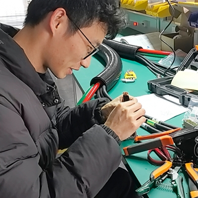 工業機（jī）器人管線包一（yī）體化配套體係落（luò）地，構建分場景標準化布線解決方案